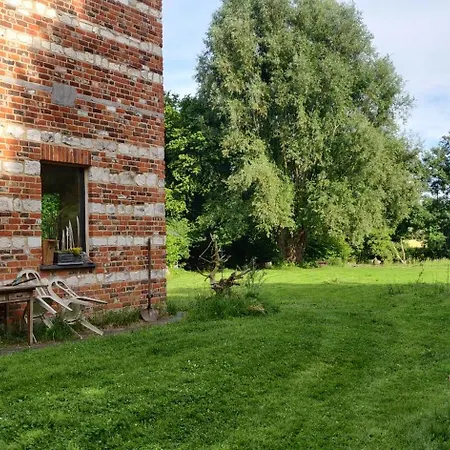 De La Coupure De L'escaut Holiday home Brunehaut